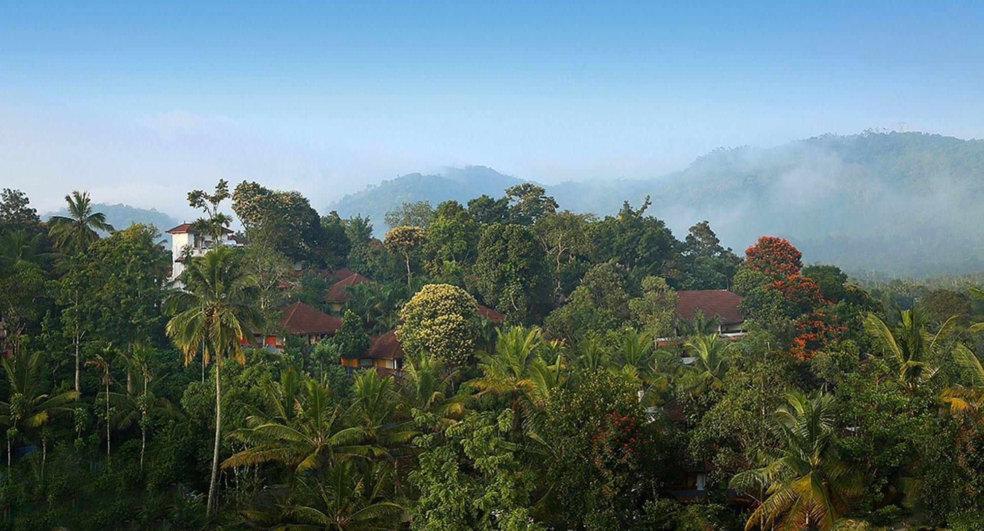 Hotel Elephant Court Thekkady Exterior foto